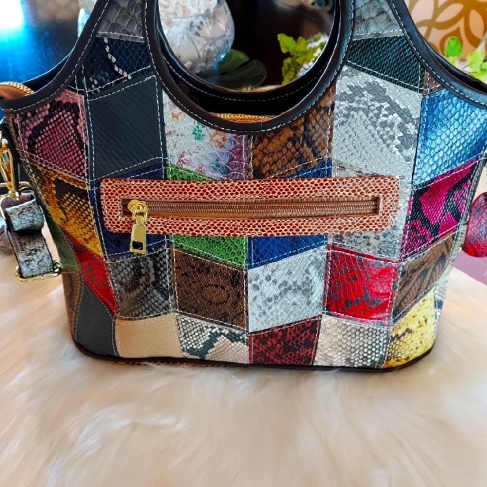 Chaos by Elsie Leather Patchwork Handbag with Crossbody Strap. NWT. - Picture 2 of 12